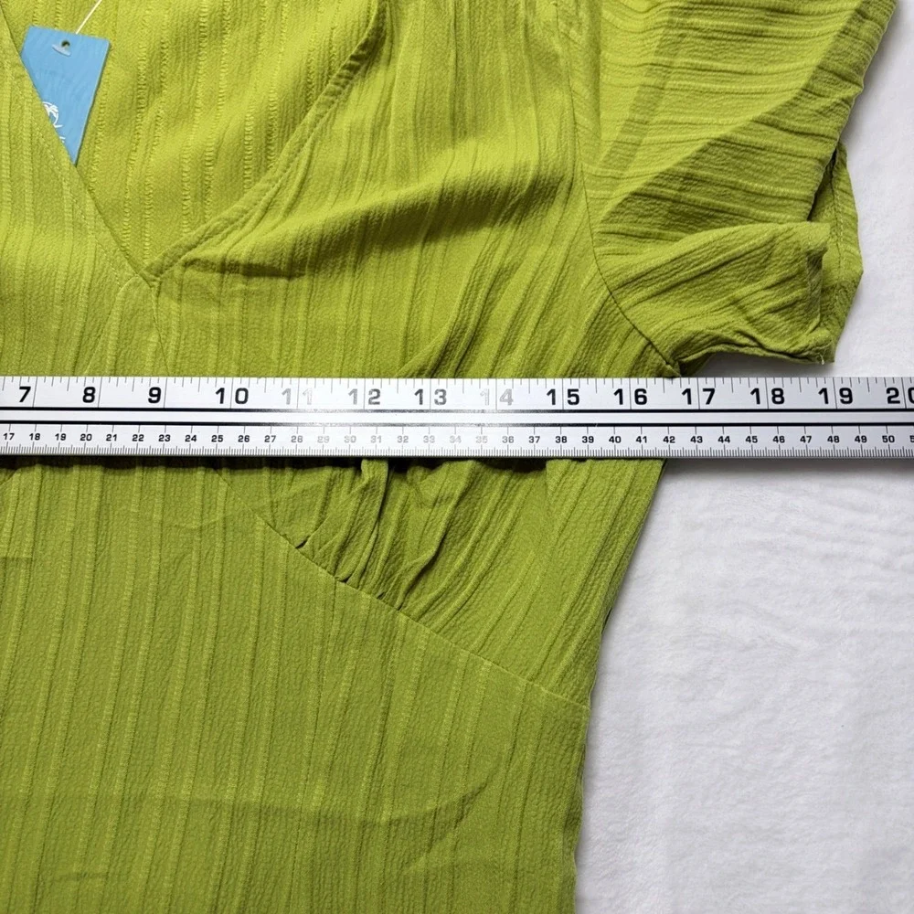 CUPSHE Dress V-Neck Short Sleeve Textured Tie Back Lime Green S‎